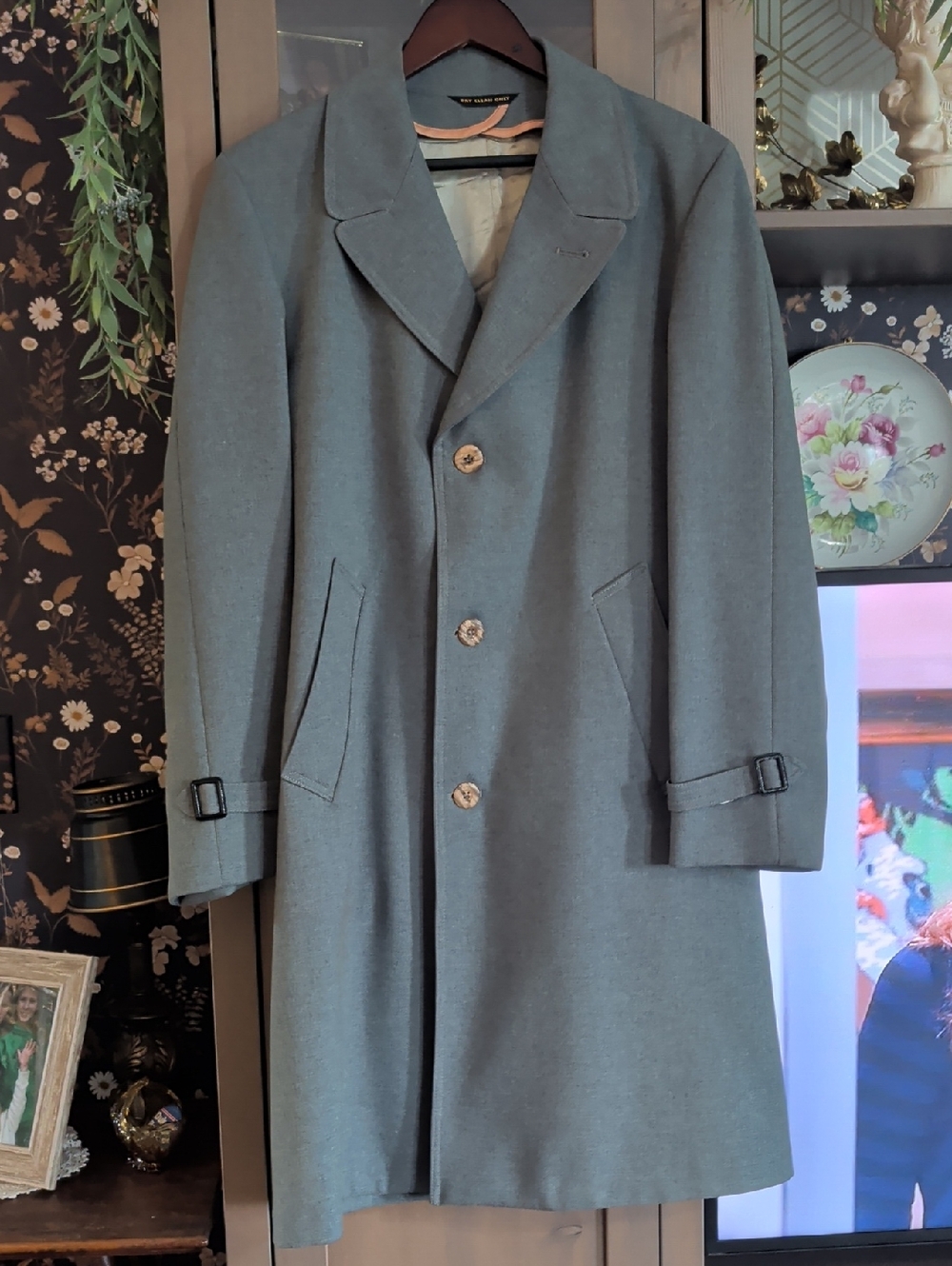 Vintage Tailored Men's Grey Single-Breasted Trench Coat